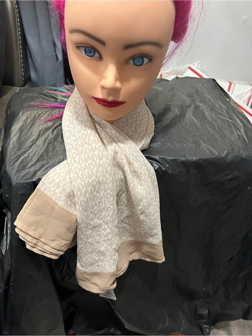 Michael Kors Beige Patterned Women's Scarf - Picture 4 of 10